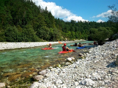 Slovenian-visa-traveler-river-rafting